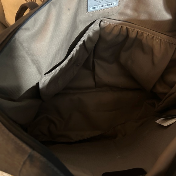 Briggs and Riley travel bag in excellent condition. Lifetime replacement. - Picture 7 of 8